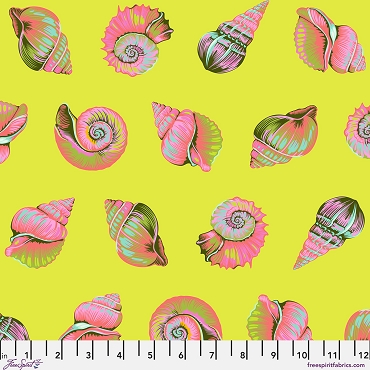 Tula Pink - Floral Reef - Lil Shelly - PWTP266 - Seagrass